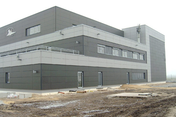 NATO-Flugplatz, Simulatorgebäude in Neuburg/Donau